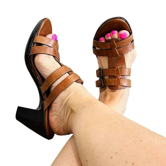 Sofft Tan Leather Strappy Buckle Heels - Size 7.5 - Picture 12 of 14